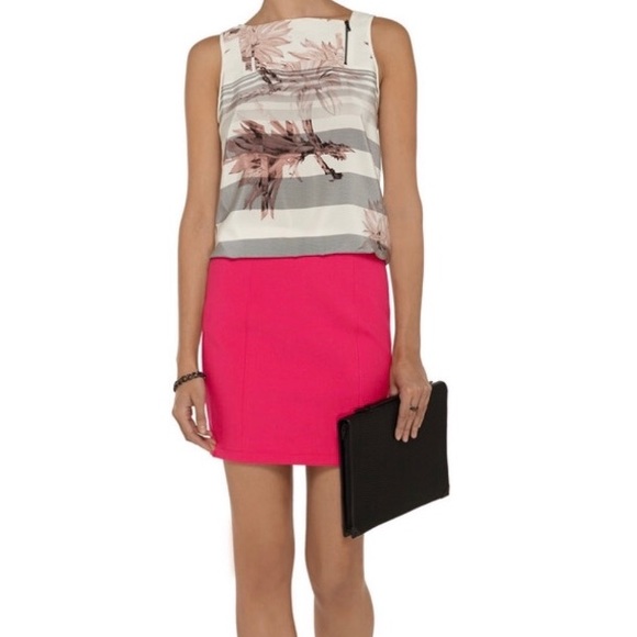 Elizabeth and James Adrie Ponte Mini Skirt - Picture 2 of 7